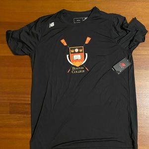 2XT Boston College Crest Men’s XXL athletic tech rowing crew  tshirt.